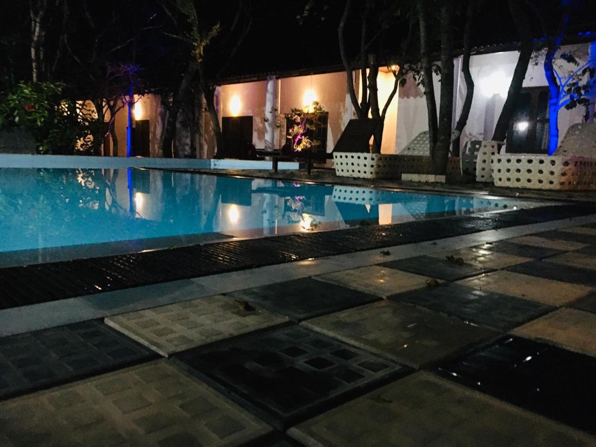 Alikele Hotel & Resort Sigirîya Extérieur photo