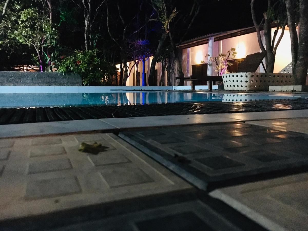 Alikele Hotel & Resort Sigirîya Extérieur photo