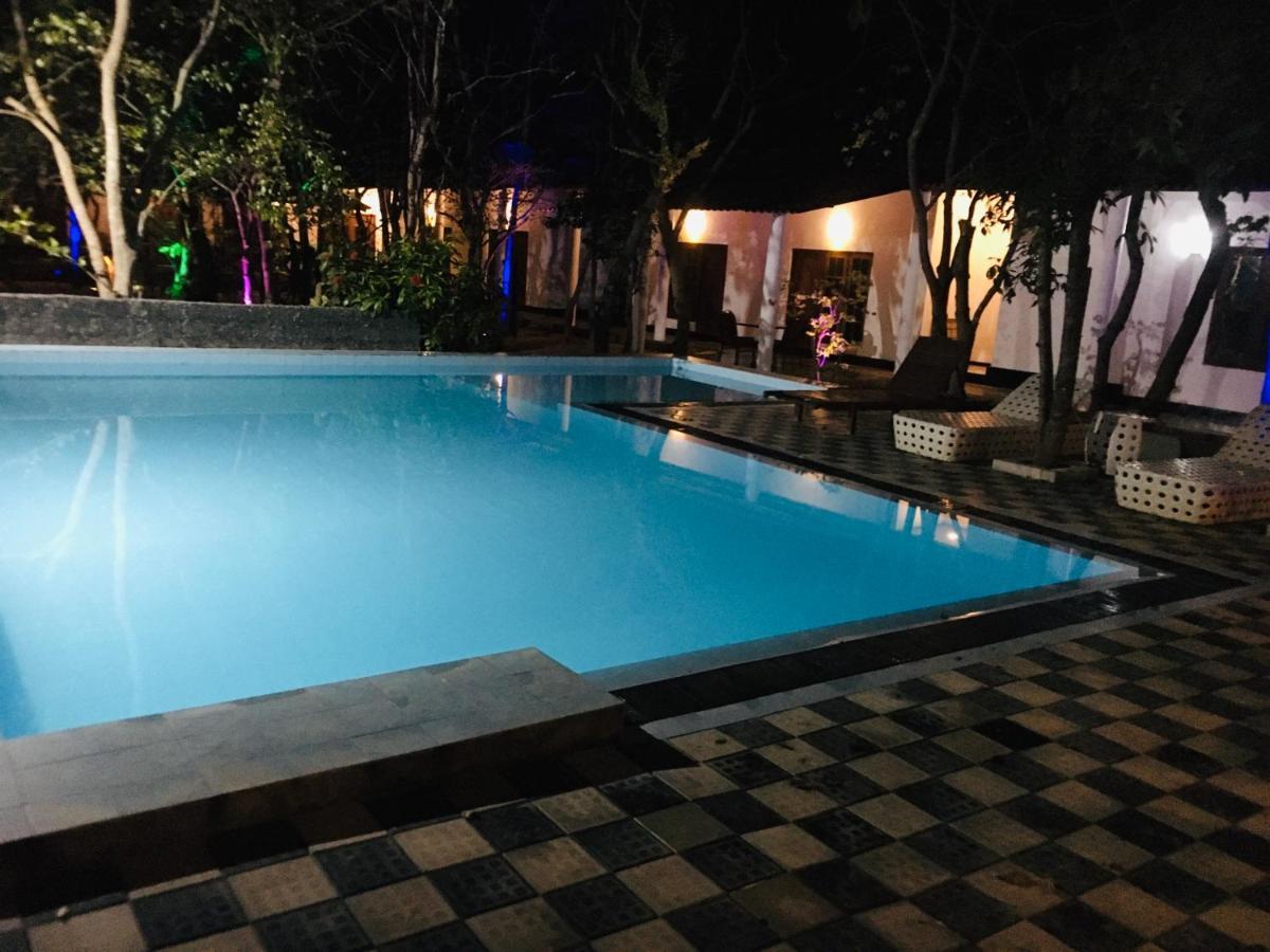 Alikele Hotel & Resort Sigirîya Extérieur photo