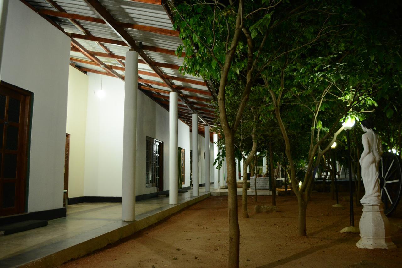 Alikele Hotel & Resort Sigirîya Extérieur photo