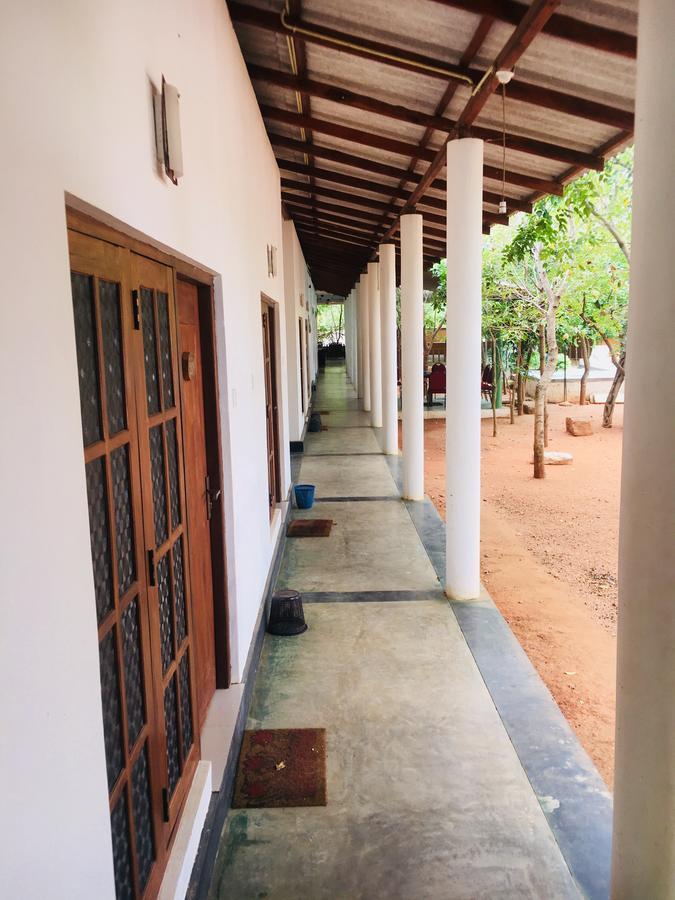 Alikele Hotel & Resort Sigirîya Extérieur photo