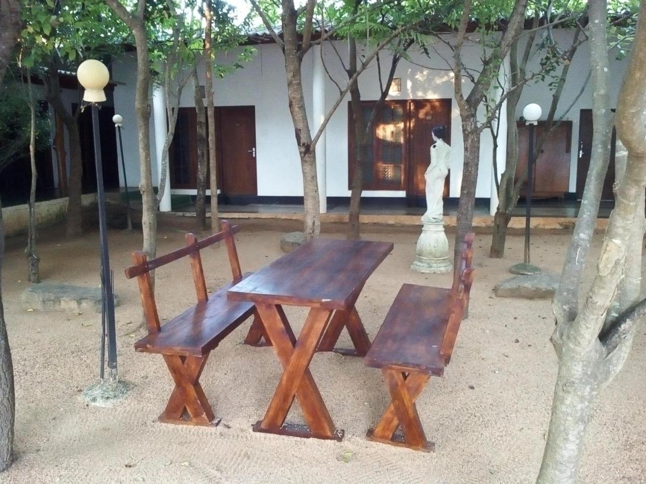 Alikele Hotel & Resort Sigirîya Extérieur photo